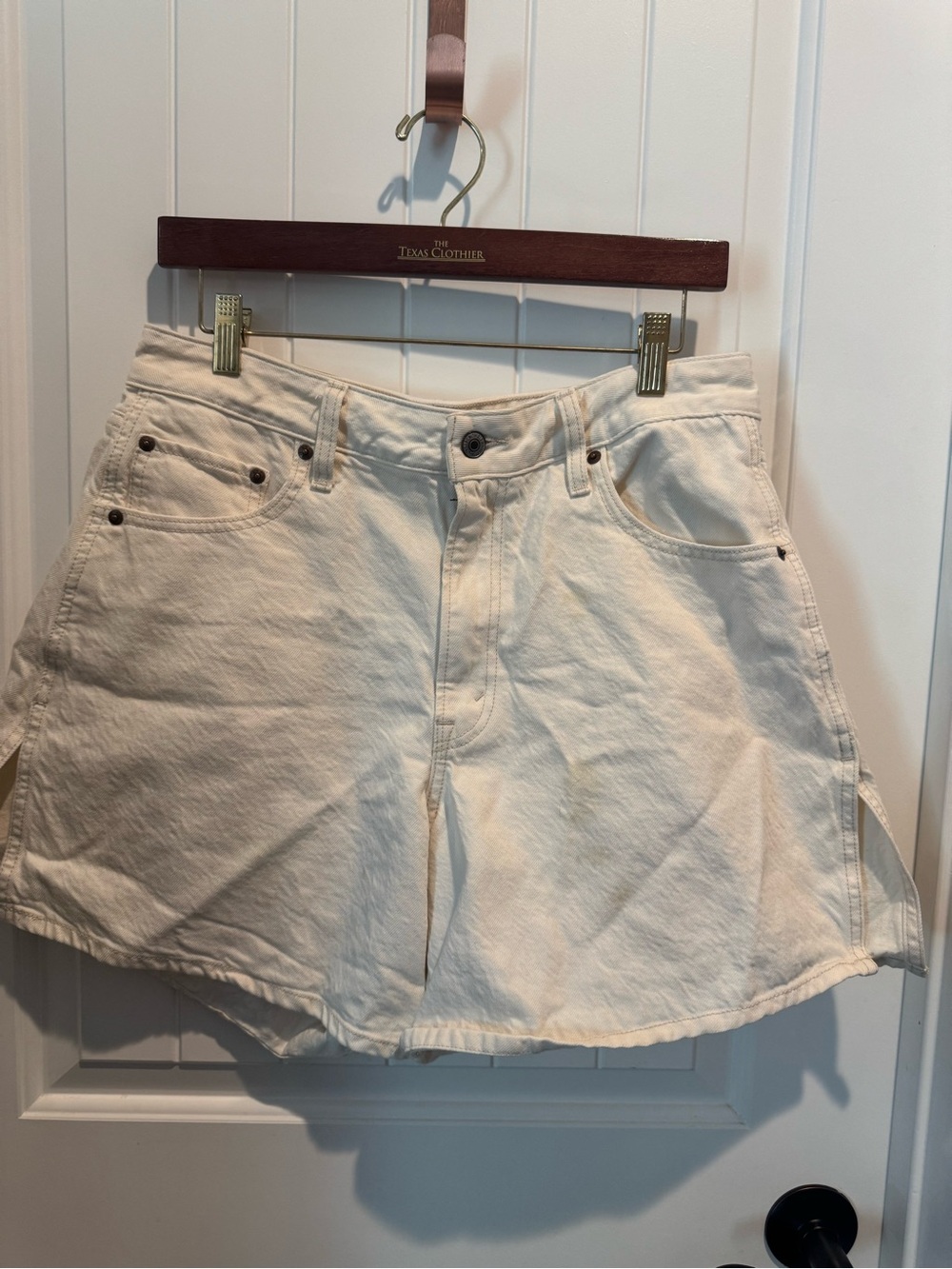 Abercrombie Women’s Curve Love High Rise Loose Short | Cream | Size 30